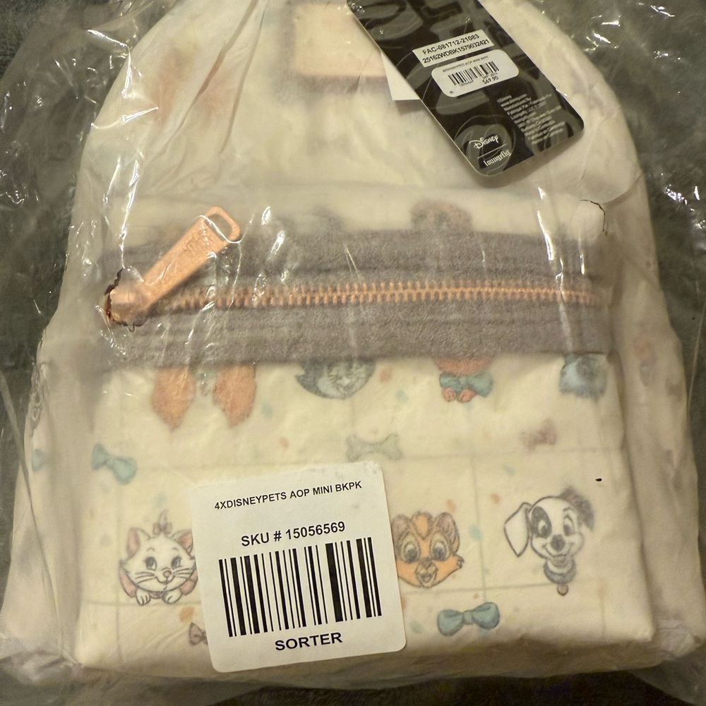 Disney All over Pets loungefly backpack NWT